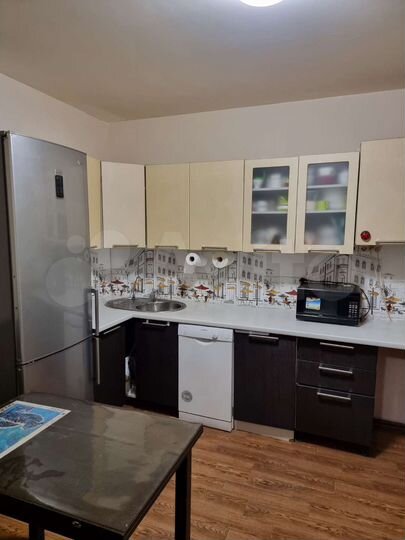 3-к. квартира, 82,5 м², 4/10 эт.