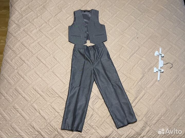 Костюм серый двойка