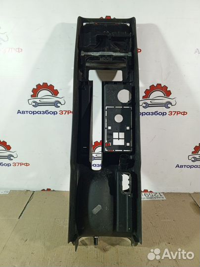 Консоль кпп Volkswagen Passat