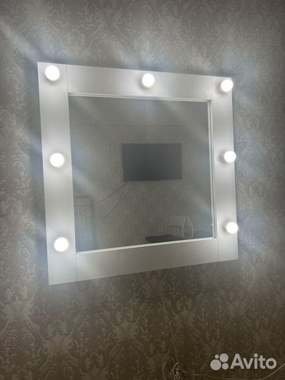 Гримерное зеркало