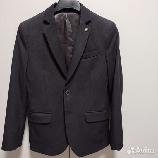 Школьный пиджак с жилеткой для мальчика