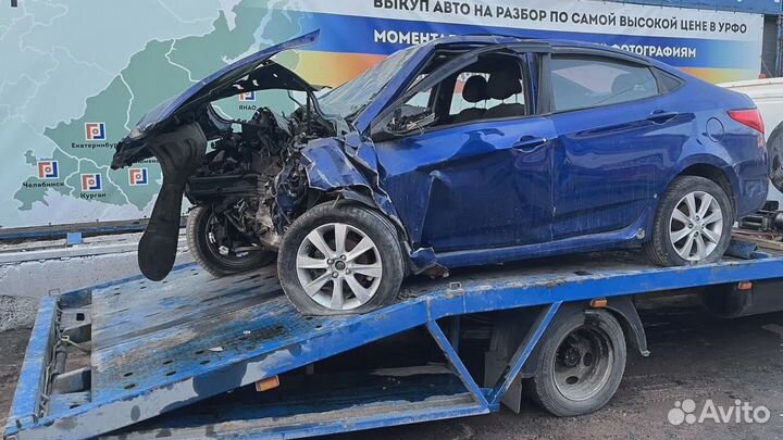 Стекло заднее Hyundai Solaris (RB) 87110-1R010