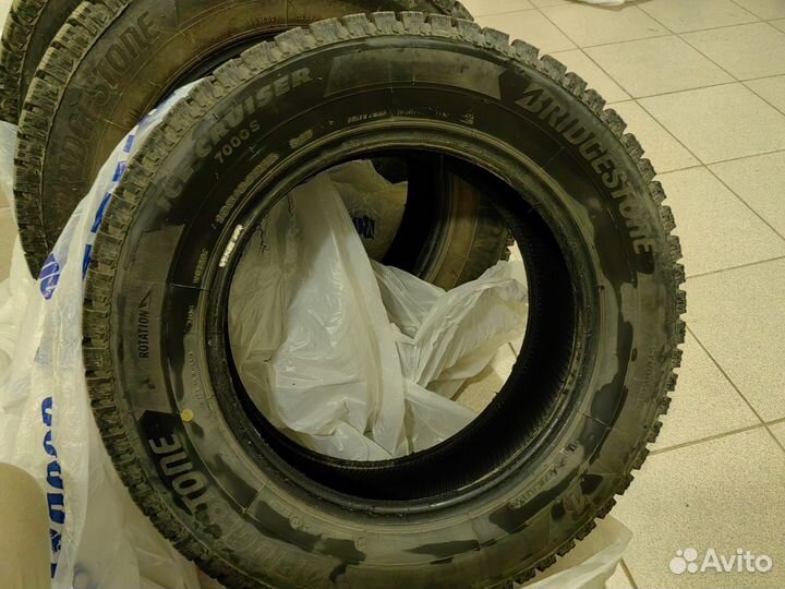 Bridgestone Ice Cruiser 7000S 195/65 R15