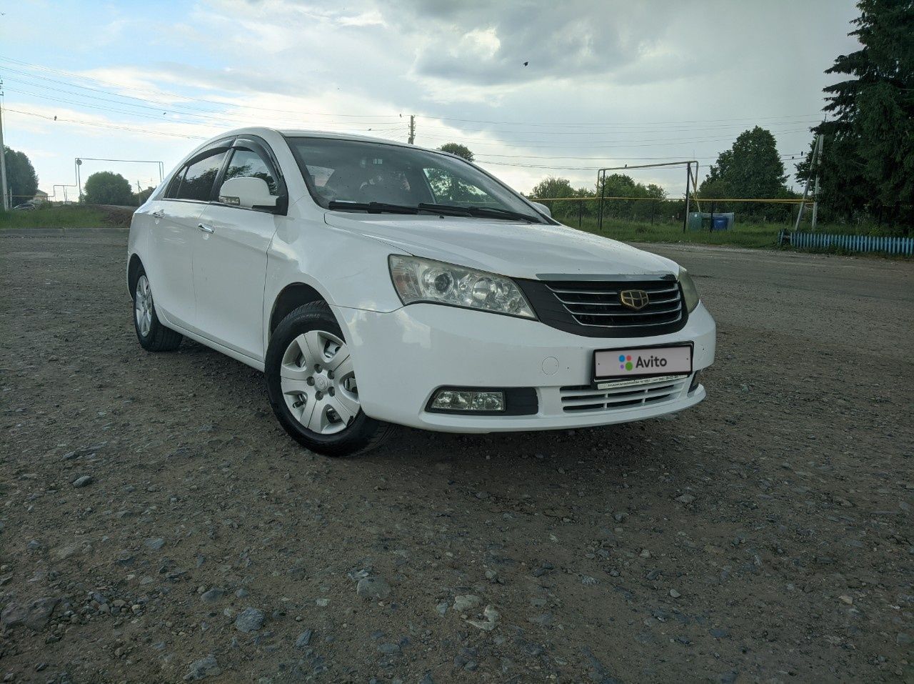 Geely Emgrand EC7: фото владельца