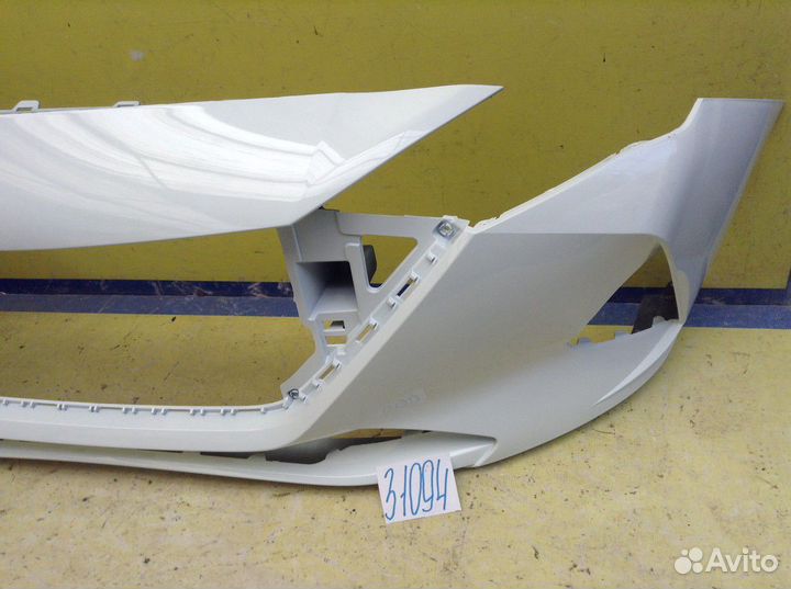 Hyundai Solaris бампер передний цвет белый