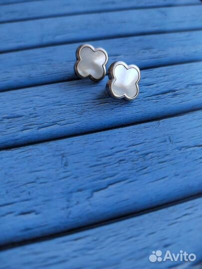 Серьги клевер с перламутром, ювелирная бижутерия