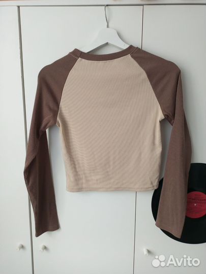 Лонгслив y2k укороченный