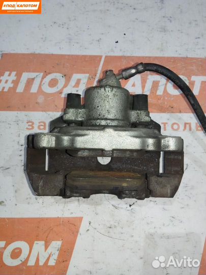 Суппорт тормозной передний правый Volkswagen Golf