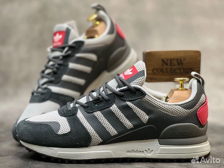 Кроссовки adidas zx 700