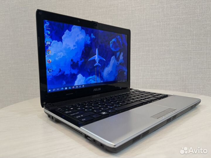 Ноутбук asus