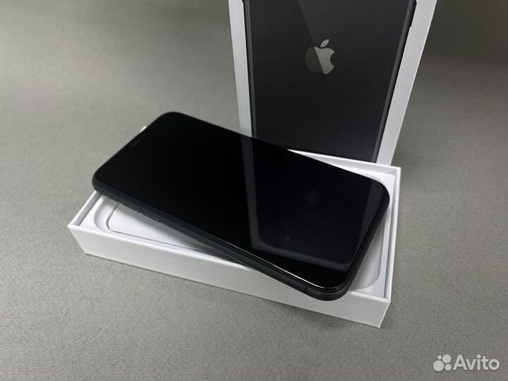 iPhone 11, 256 ГБ