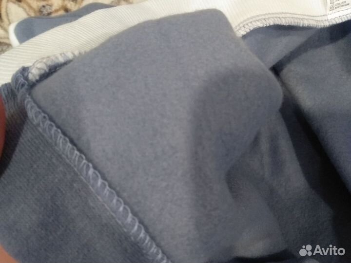 Спортивный костюм женский