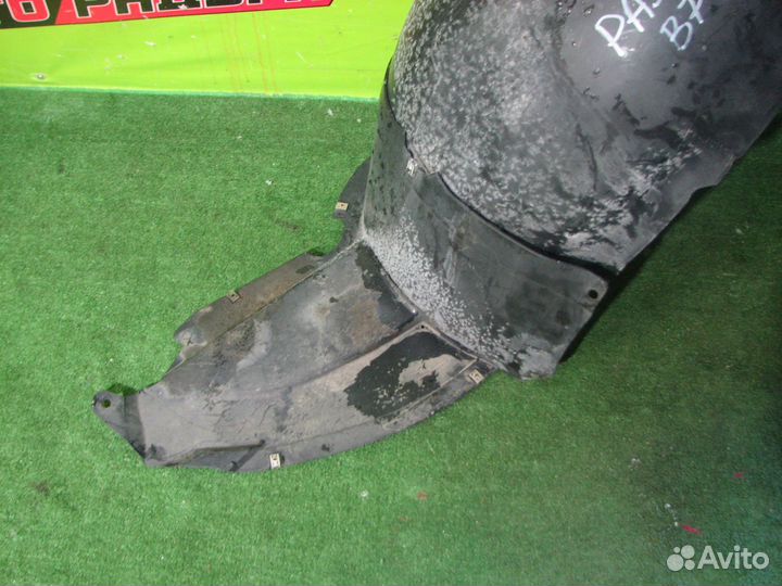 Подкрылок volkswagen 362,365,B7 passat