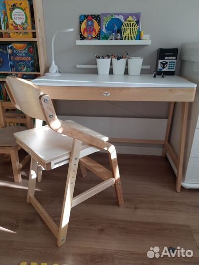 Растущий стол парта Wood из берёзы