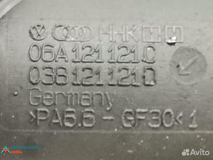 Корпус термостата Volkswagen Touran 2004