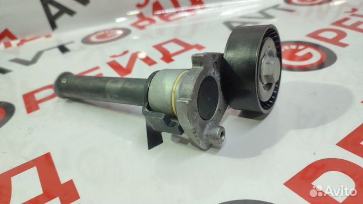 Натяжитель обводного ремня Volkswagen Passat 3C5