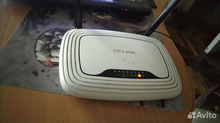 Роутер-маршрутизатор TP-Link WR841N 300MB/сек