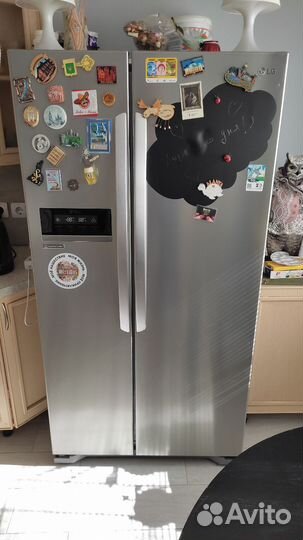 Холодильник двухдверный lg