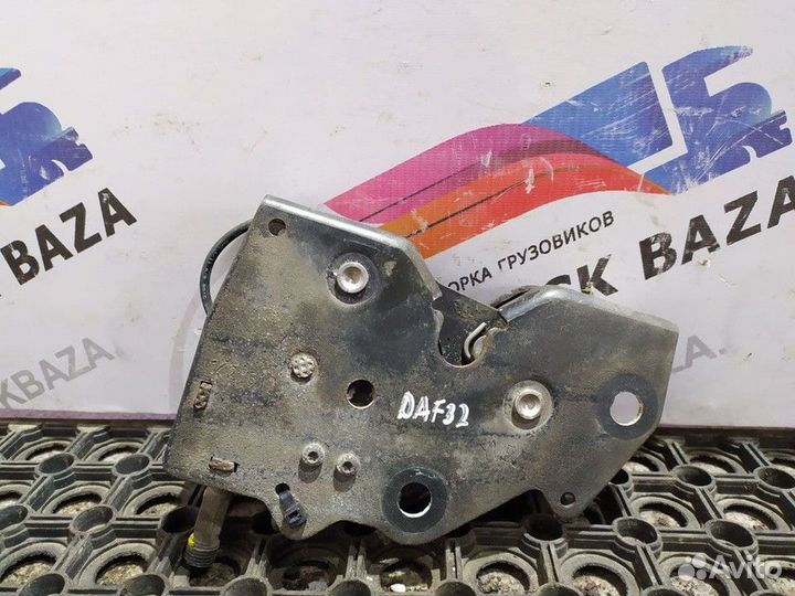 Замок кабины правый Daf XF105