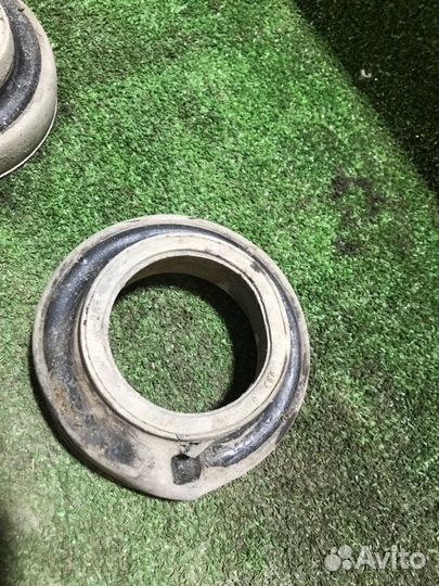 Резинка под пружину задняя Audi A8 Quattro D2 ABZ