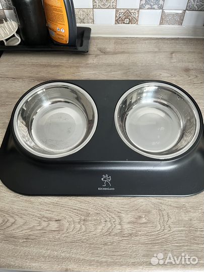 Подставка для корма животных