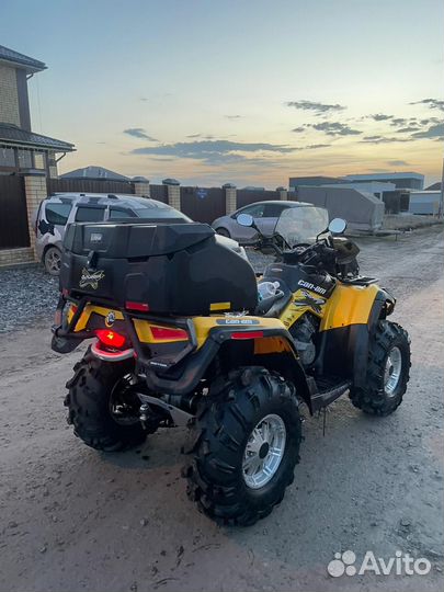 Квадроцикл BRP
