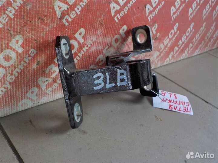 Петля двери верхняя задняя левая LADA Largus R90