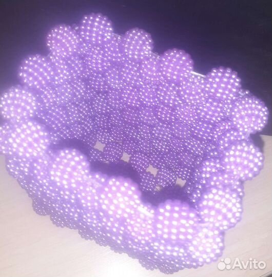 Подставка из бусин для канцелярии и косметики