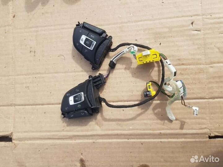 Кнопки мультируля Volkswagen Tiguan 2 CZD 2018