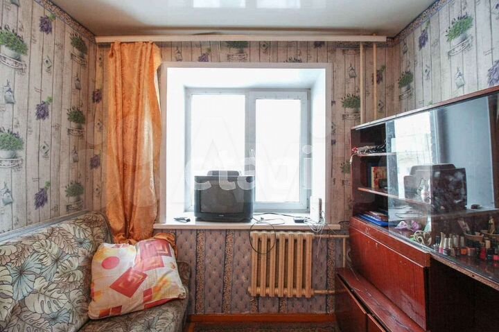 Комната 17 м² в 4-к., 2/5 эт.