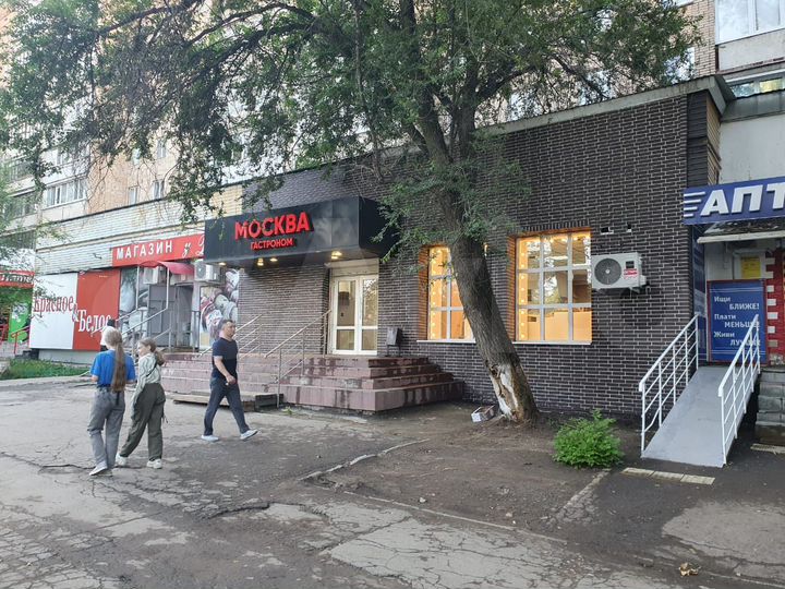Торговая площадь, 160 м²