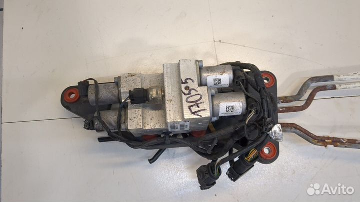 Блок клапанов BMW X6 E71