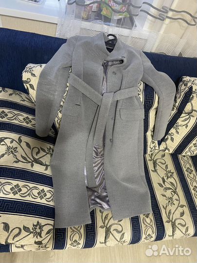 Пальто женское весеннее 42 размера