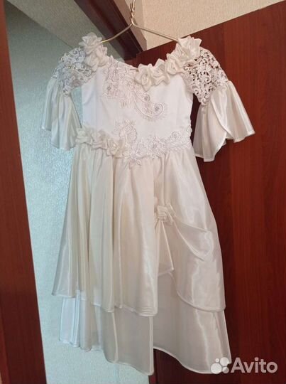 Платье нарядное