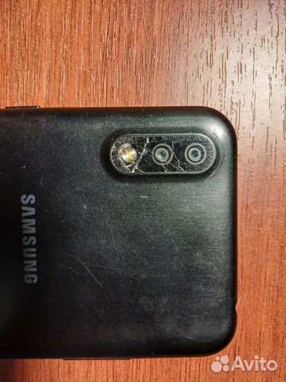 Samsung Galaxy A01, 2/16 ГБ