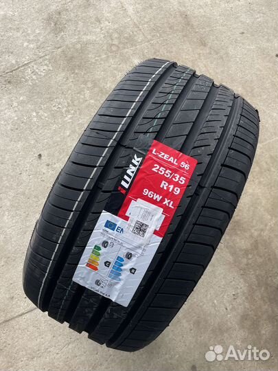 iLink L-Zeal56 255/35 R19 96W