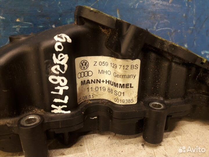 Коллектор впускной правый Audi A5 8T 3.0 CCW