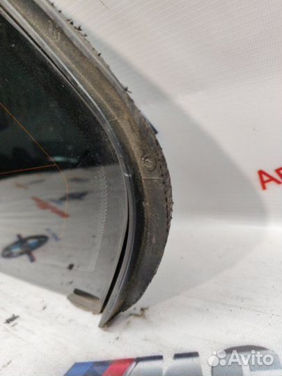 Стекло глухое заднее левое Bmw X5 E53 M54B30 2003