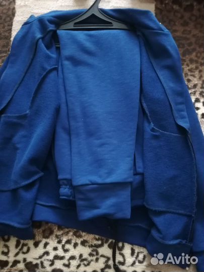 Спортивный костюм женский