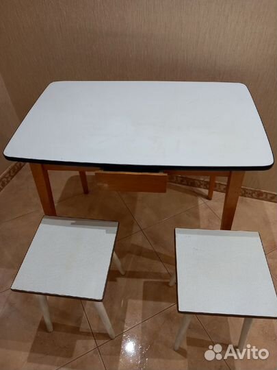 Сиденье-подставка детская стиралки в ванну