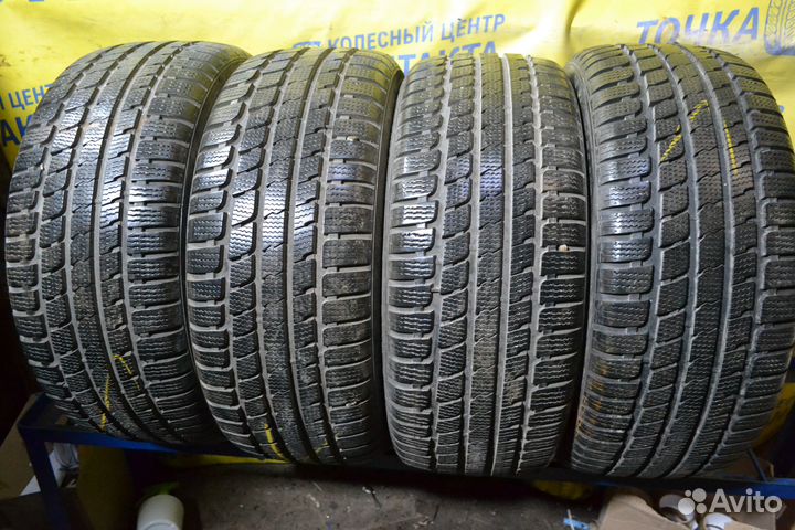 Kumho I'Zen KW27 235/50 R18