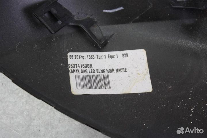 Накладка зеркала правого Renault Fluence