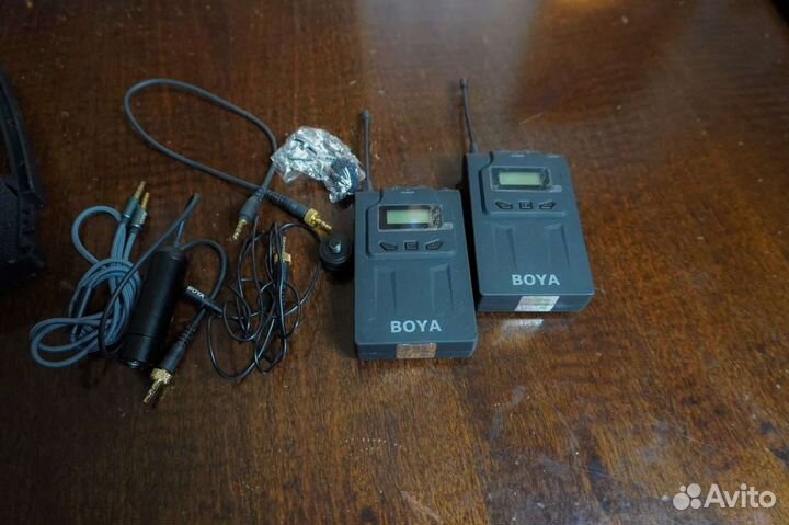 Беспроводной петличный микрофон boya BY-WM 6