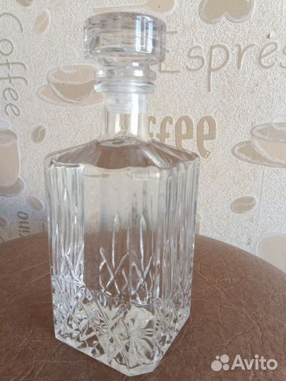 Графин стеклянный 0,5 литра