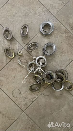 Светильник потолочный встраиваемый