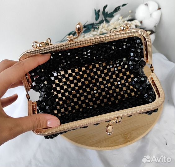 Сумка из бусин ручной работы