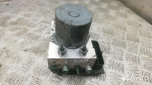 Блок ABS land rover range rover sport (UEA01KW01)