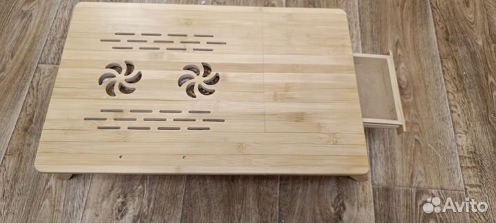 Столик для ноутбука с охлаждением