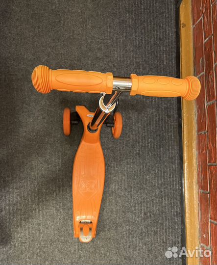 Самокат детский трехколесный Scooter