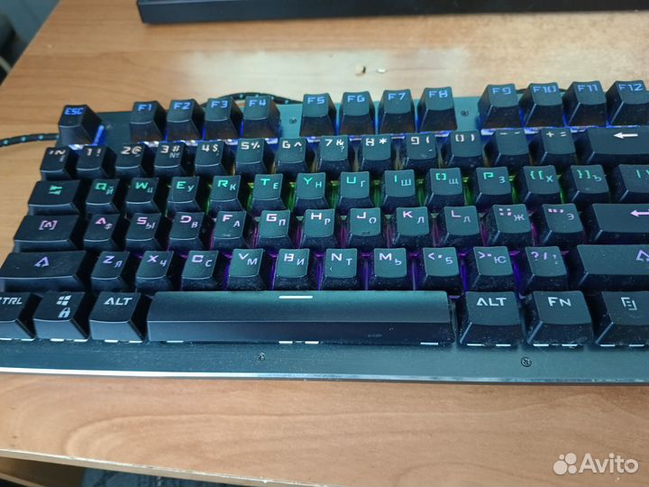 Продаю игровую клавиатуру gembird